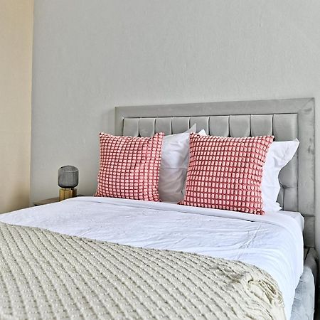 Appartement Paisible Et Moderne - Gagny Dış mekan fotoğraf