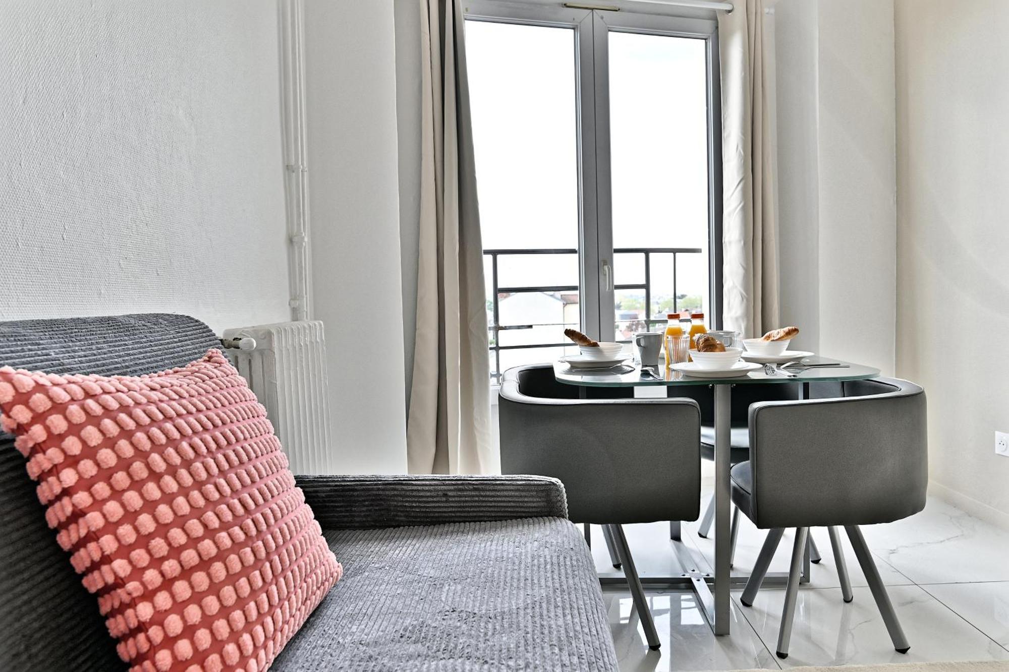 Appartement Paisible Et Moderne - Gagny Dış mekan fotoğraf